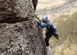 Easy hand traverse